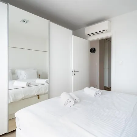 Lucent Escape Appartement *