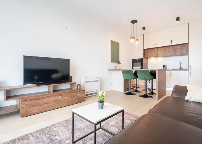 Lucent Escape * Zadar